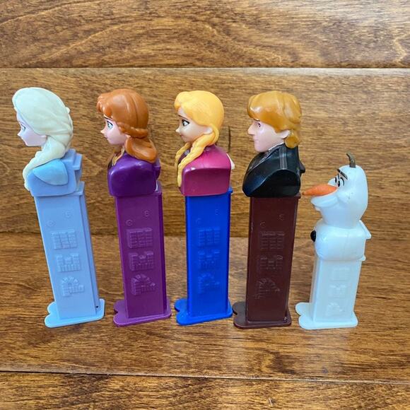 DISNEY Frozen Pez Dispensers - Picture 2 of 3